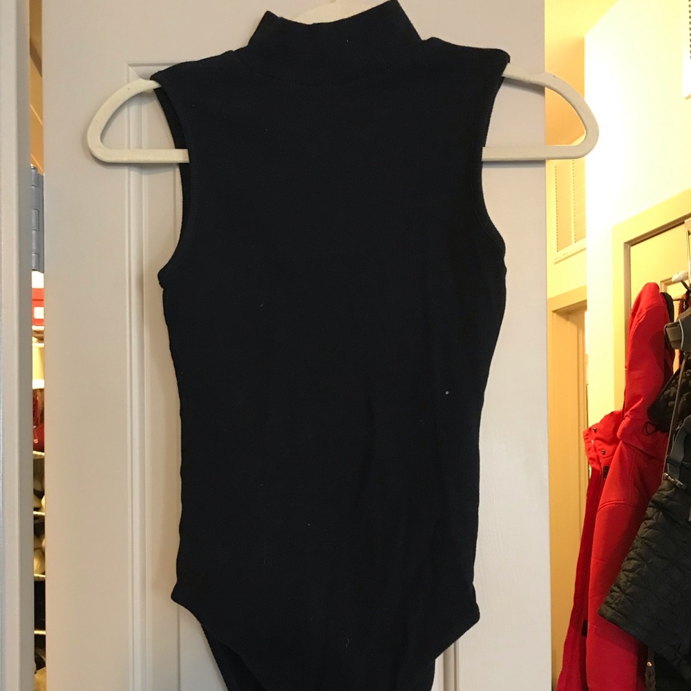 High neck onesie sleeveless ribbed top